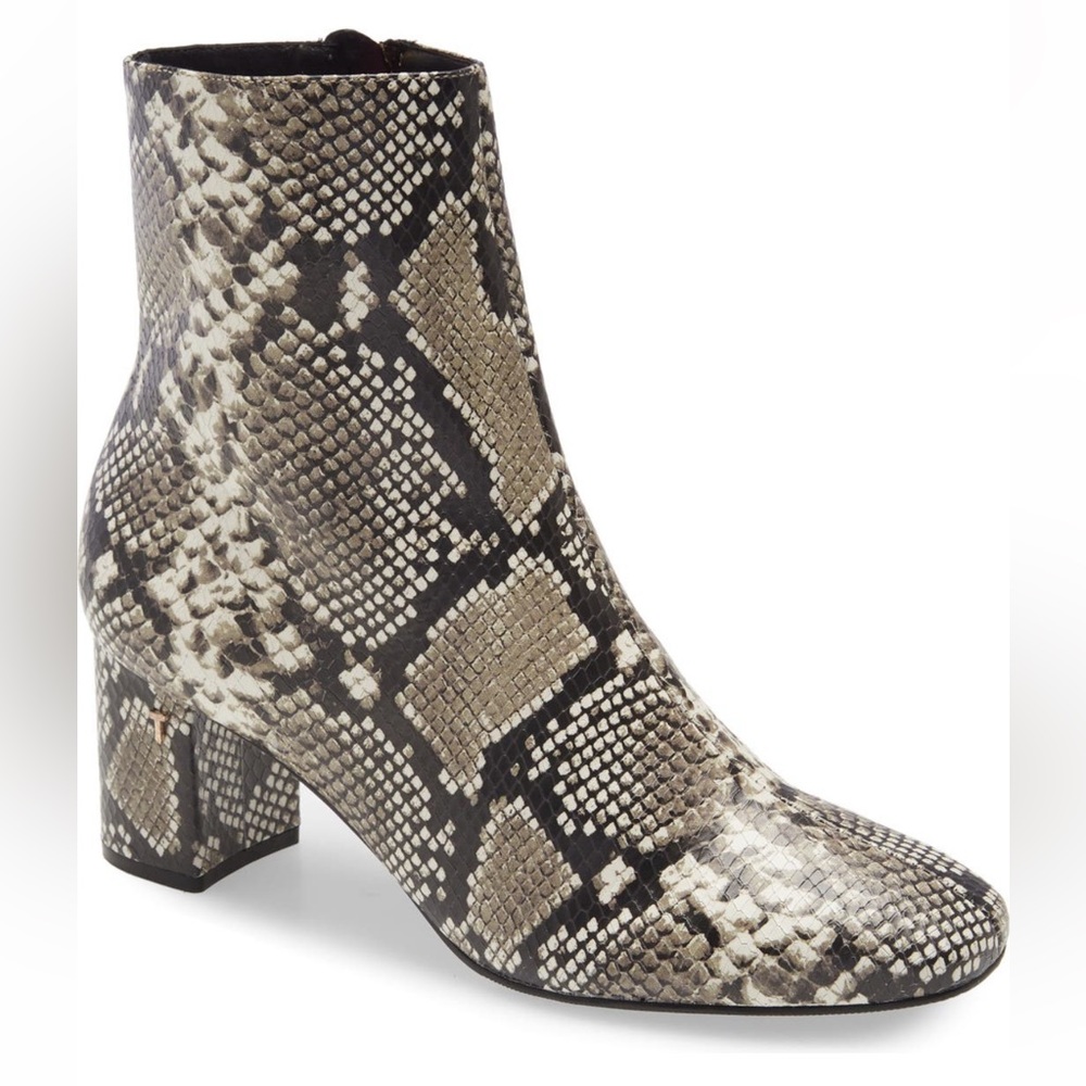 Women Ted Baker London Neomy Block Heel Booties New - Picture 2 of 6